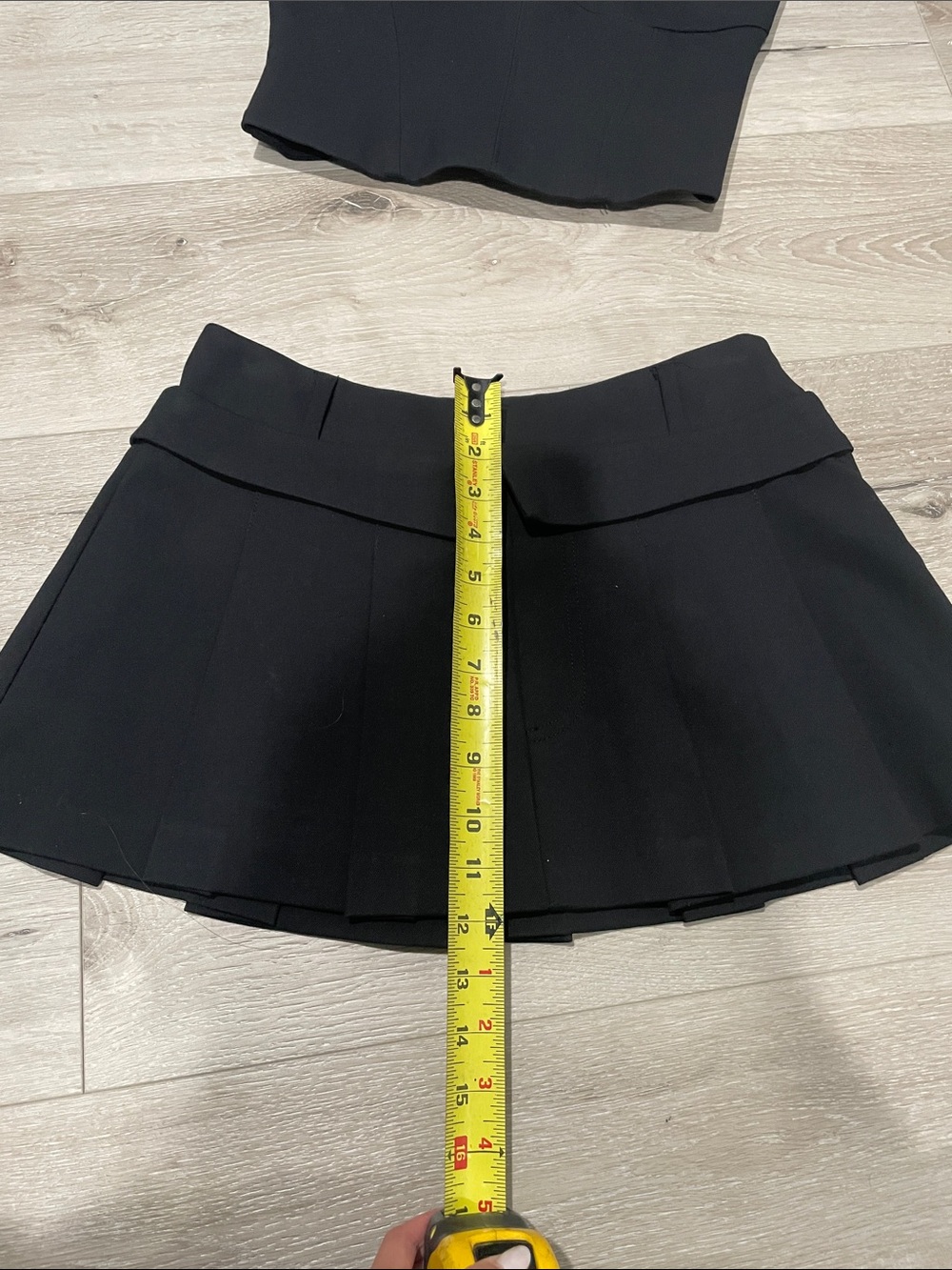 Oh Polly Black Pleated Mini Skirt Set - Picture 9 of 11